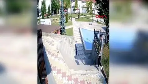 Kastamonu’da Muhtarın Uyardığı Kişi Tarafından Bıçaklandı: Olayın Detayları Çarpıcı