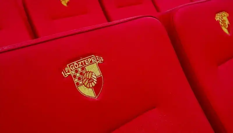 Göztepe, Geleceğin Yıldızı Junior Olaitan'la Anlaştı!