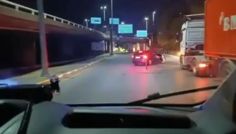 İstanbul'da Şaşırtıcı Büyük Kaçakçılık Operasyonu: 36 Milyon TL Değerinde Ürün Ele Geçirildi