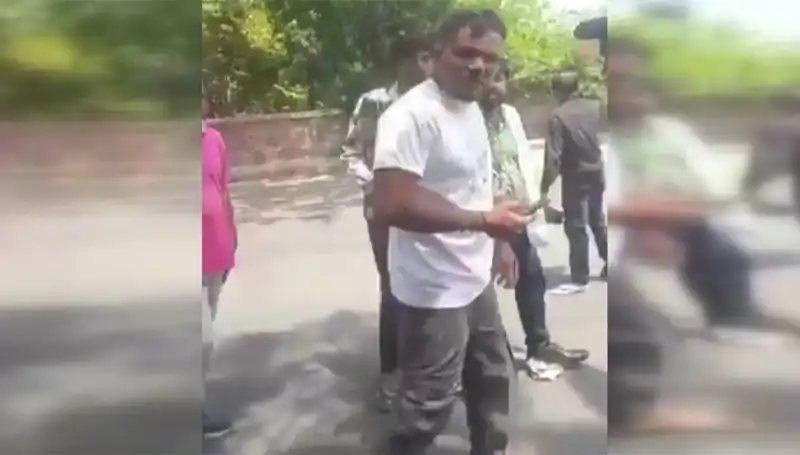 11A Yolcusunun Şok Edici Deneyimi: "Beni Yakalamaya Çalıştılar!"