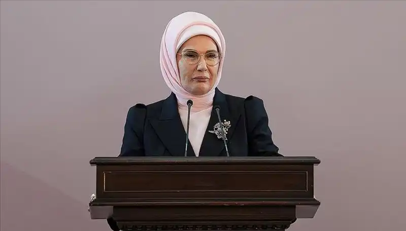 15 Temmuz: Emine Erdoğan'dan Zihinleri Sarsan Direniş Mesajı