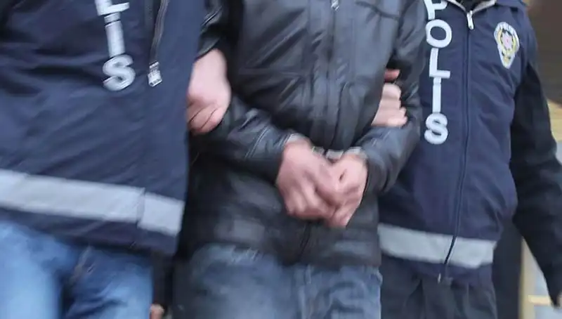 Kütahya’da Uyuşturucu Operasyonu: 5 Tutuklama, 20 Kg Madde Ele Geçirildi!