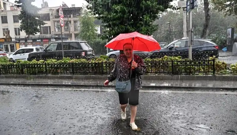 Türkiye'yi Etkisi Altına Alan Sarı Kodlu Yağış Uyarısı Hakkında Bilinmesi Gerekenler