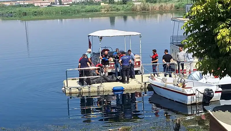 Fırat Nehri’nde Gizemli Bir Bulgu: Kimliği Belirsiz Erkek Cesedi