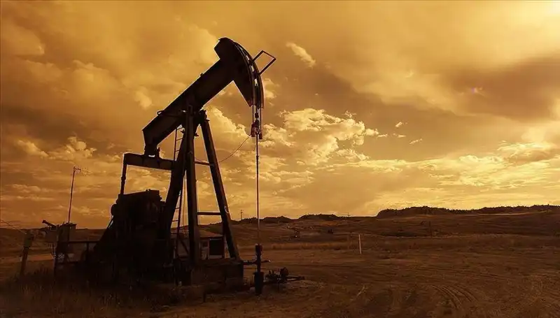 Orta Doğu'da Gergin Gece: Petrol Fiyatları Neden Yükseldi?