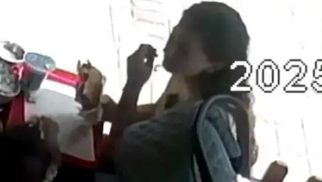 Saçını Kendi Tostuna Koyarak Şok Eden Kadının Olayı Sosyal Medyayı Salladı