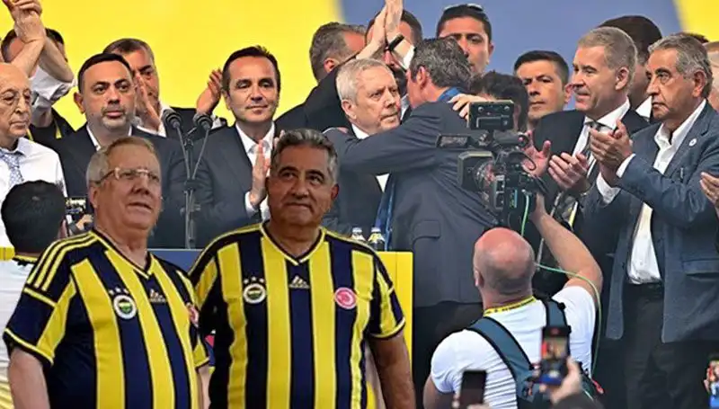 Aziz Yıldırım'dan Ali Koç'a Şok İstifa Çağrısı ve Adaylık Açıklaması