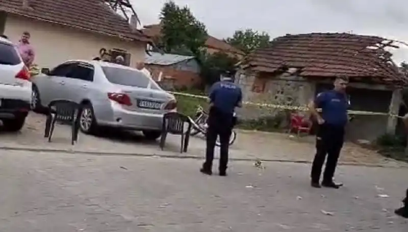 Öldürüp Kaçan Şüpheli, Tuvalette Gizlenirken Yakalandı