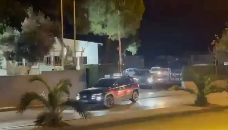 İzmir'de Gerçekleşen 24 Saatlik Operasyonda 141 Hükümlü Yakalandı
