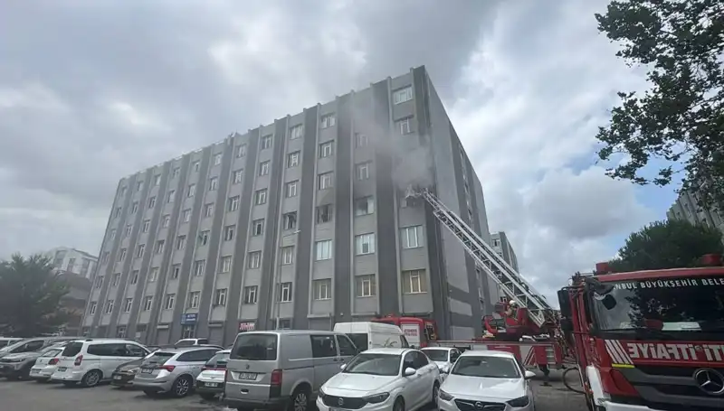Çorap İmalathanesinde Korkutan Yangın: İşletme Kısıtlamaları ve Ekonomik Etkileri