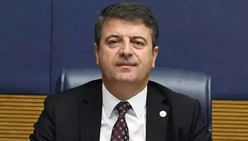 Adıyaman Belediye Başkanı Abdurrahman Tutdere'nin Göreve İadesi: Ayrıntılar!