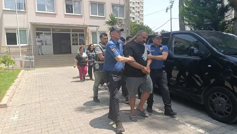 Adana'da Dolandırıcılık Çetesi Çökertildi: 4 Kişi Tutuklandı