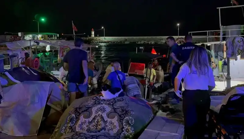 Balıkesir'de Denizde Kaybolan 75 Yaşındaki Adam İçin Arama Kurtarma Çalışmaları Başlatıldı